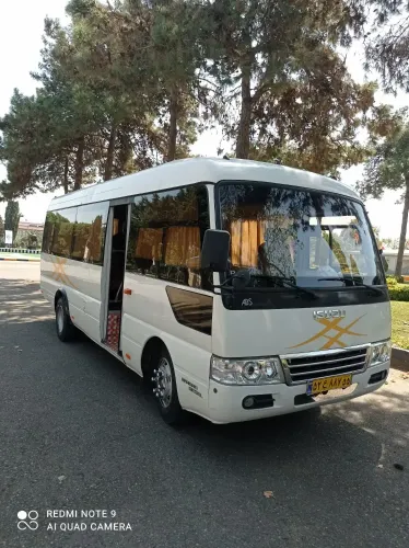 اجاره مینی بوس ایسوزو